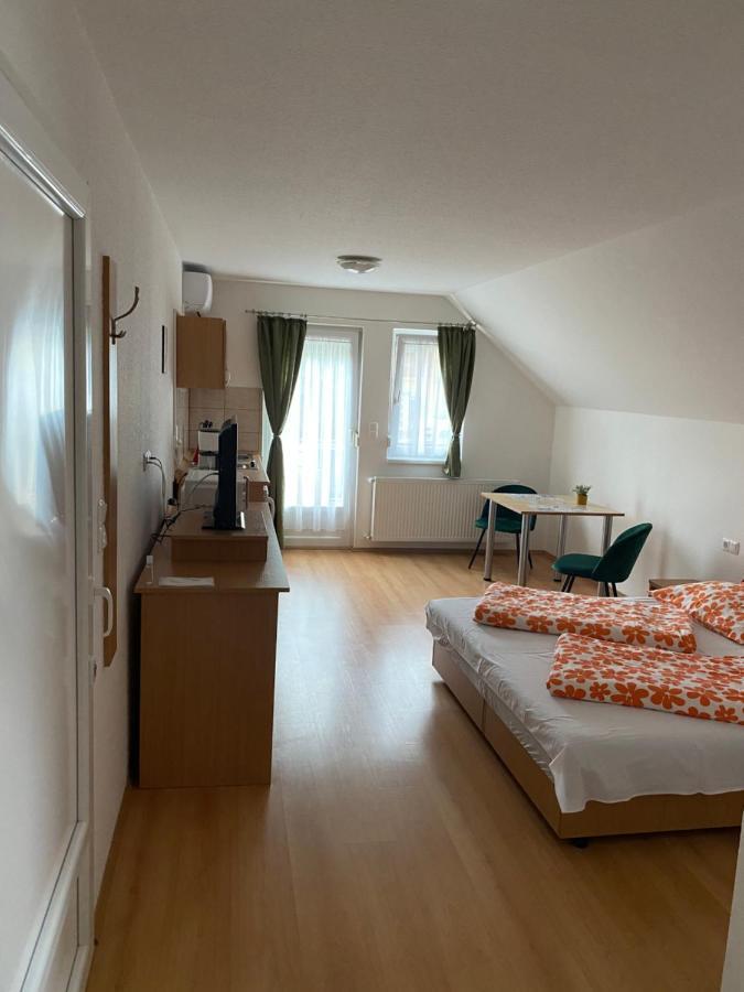 Апартаменты Bonita Apartmanhaz Залакарош Экстерьер фото