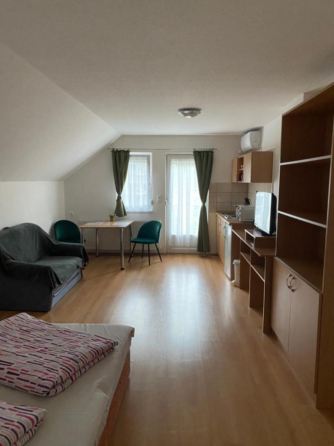Апартаменты Bonita Apartmanhaz Залакарош Экстерьер фото