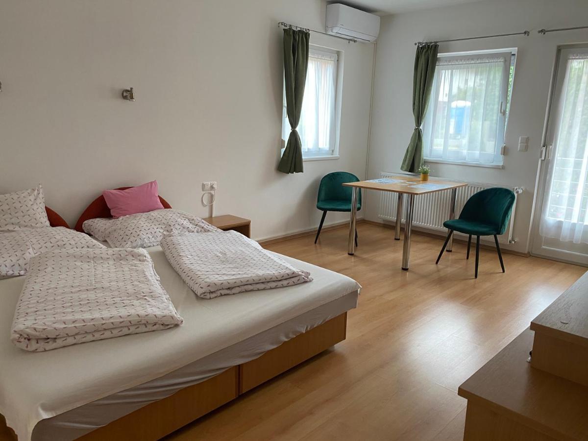 Апартаменты Bonita Apartmanhaz Залакарош Экстерьер фото
